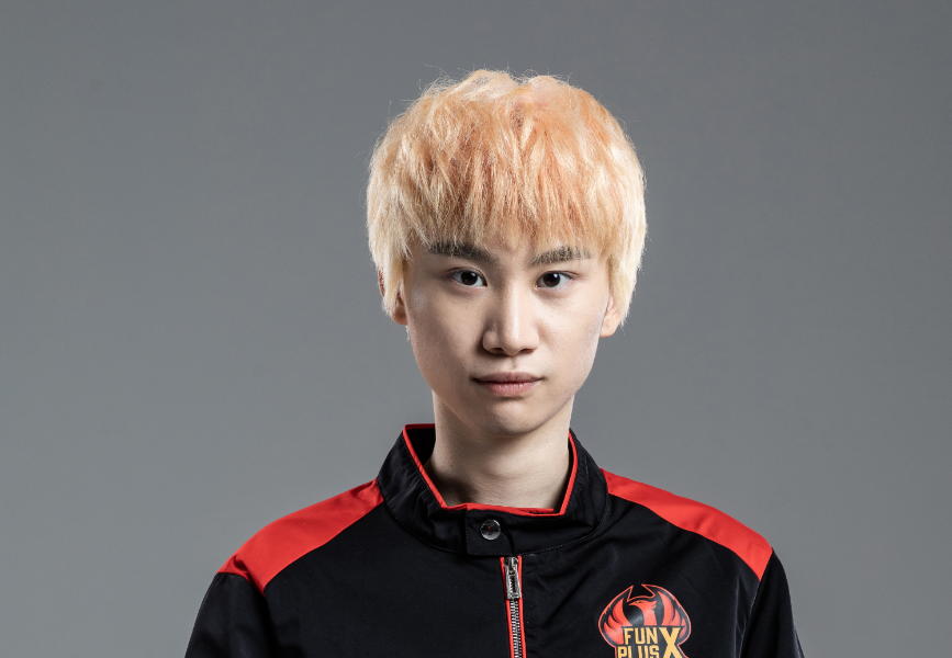 TheShy焦点对战，Doinb与30激战老鹰分钟，比赛规则变更胜负难料！再创辉煌时刻的简单介绍九游